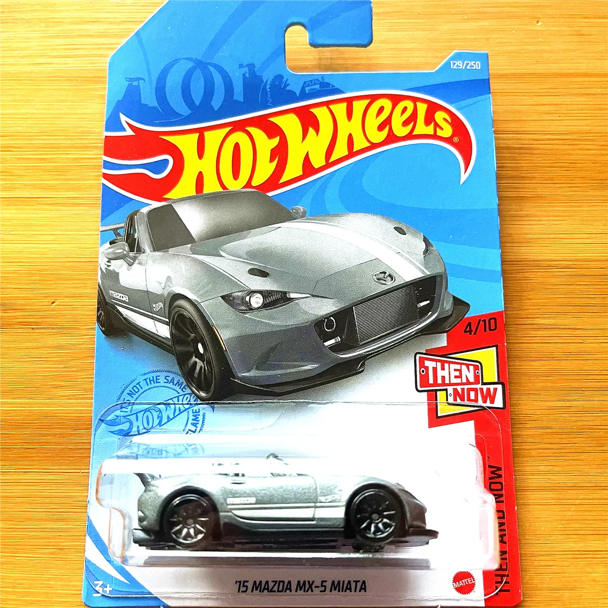 Mazda MX-5 Miata 1:64 Diecast Model Collection 6 Mazda MX-5 Miata 1:64 Diecast Model Collection - Image 6