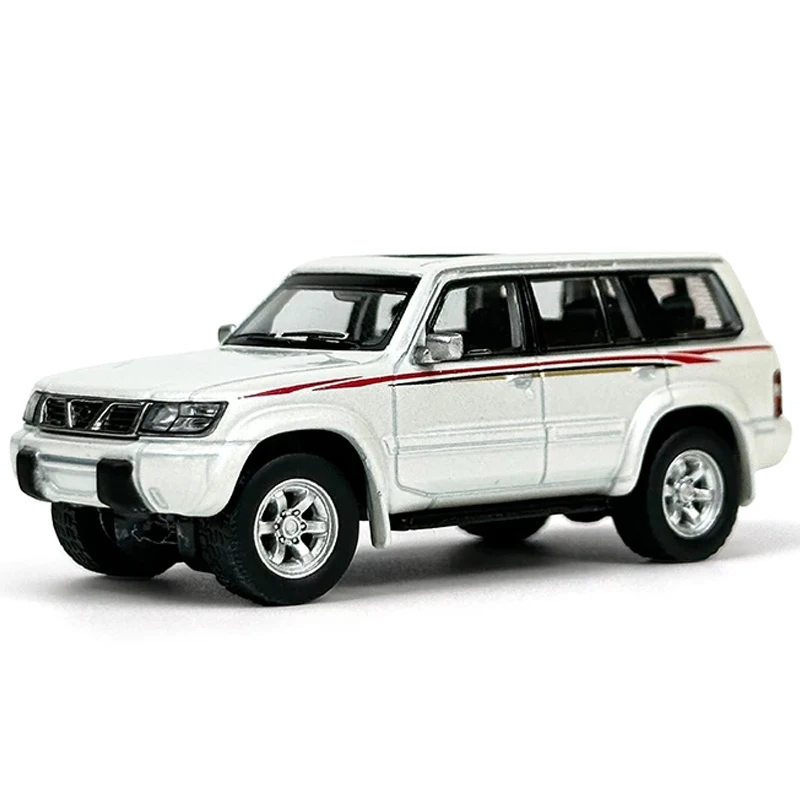 1:64 Nissan Patrol Y61 Diecast Model 2 1:64 Nissan Patrol Y61 Diecast Model - Image 2