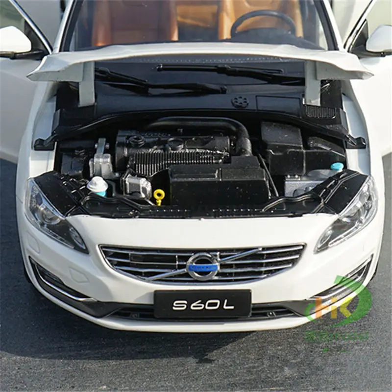 White Volvo S60L 1:18 Scale Diecast Model 4 White Volvo S60L 1:18 Scale Diecast Model - Image 4