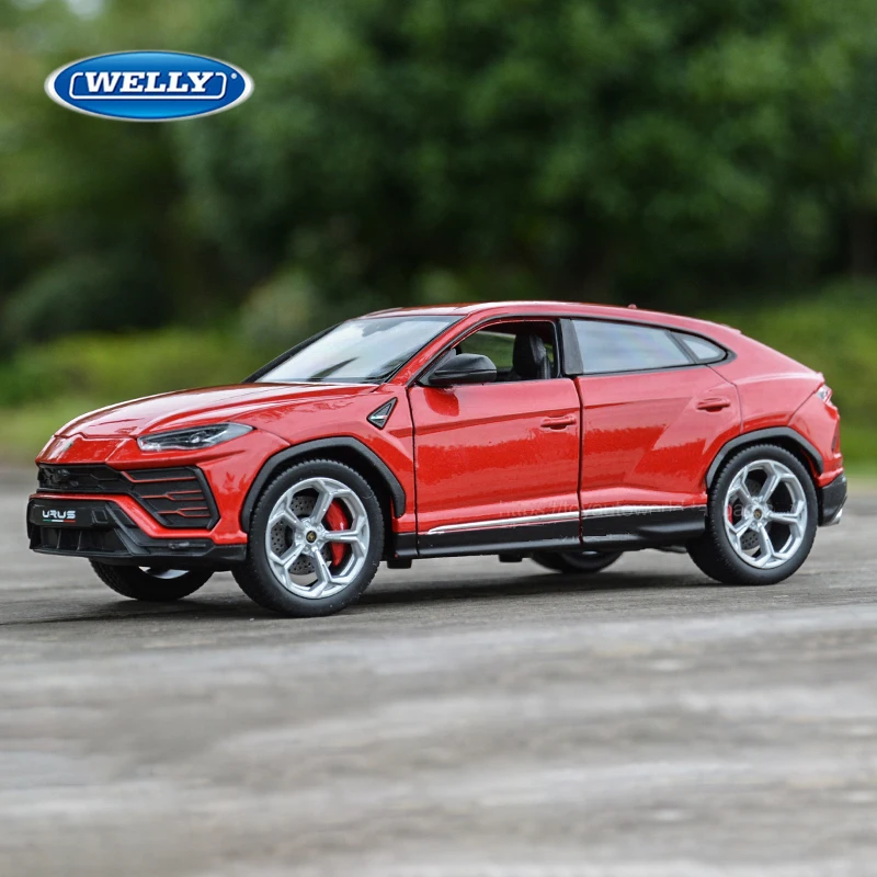 Yellow Lamborghini URUS 1:24 Diecast Model 6 Yellow Lamborghini URUS 1:24 Diecast Model - Image 6