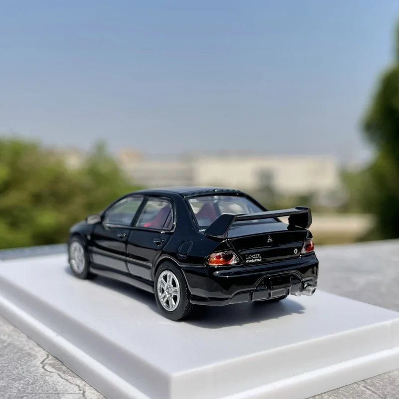 Mitsubishi Lancer Evolution EVO IX 1:64 Model 2 Mitsubishi Lancer Evolution EVO IX 1:64 Model - Image 2