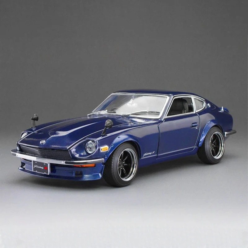 1971 Fairlady Z S30 1:18 Diecast Model 8 1971 Fairlady Z S30 1:18 Diecast Model - Image 8