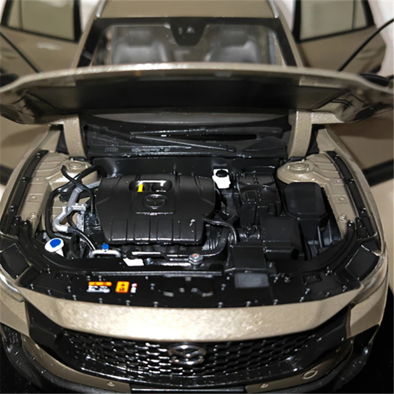 Mazda CX-50 1:18 Diecast SUV Model 3 Mazda CX-50 1:18 Diecast SUV Model - Image 3