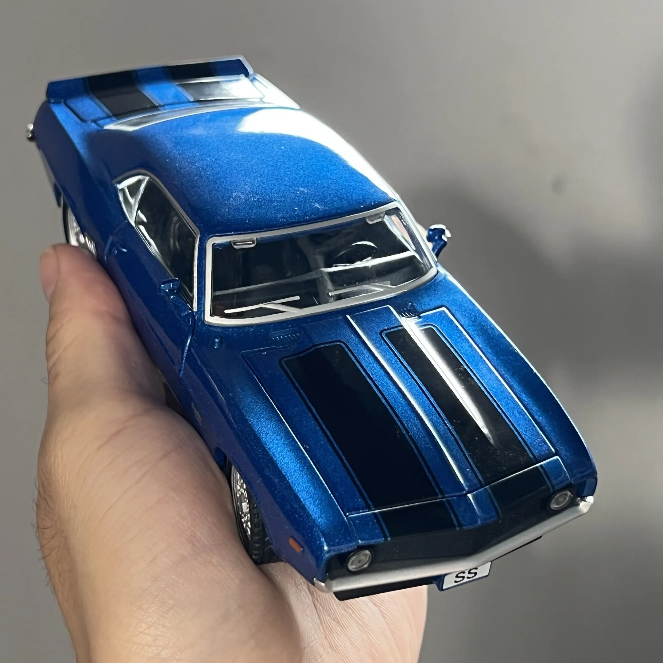 1969 Chevrolet Camaro SS 350 Miniature Model 2 1969 Chevrolet Camaro SS 350 Miniature Model - Image 2