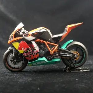 S9d8f9dbb7f7a4b7ca2d1584e9e48df425