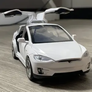 White 1:32 Scale Tesla Model X Diecast SUV 12 S9fd1e1cf0c5f40699ab28d6991917d05Y 1
