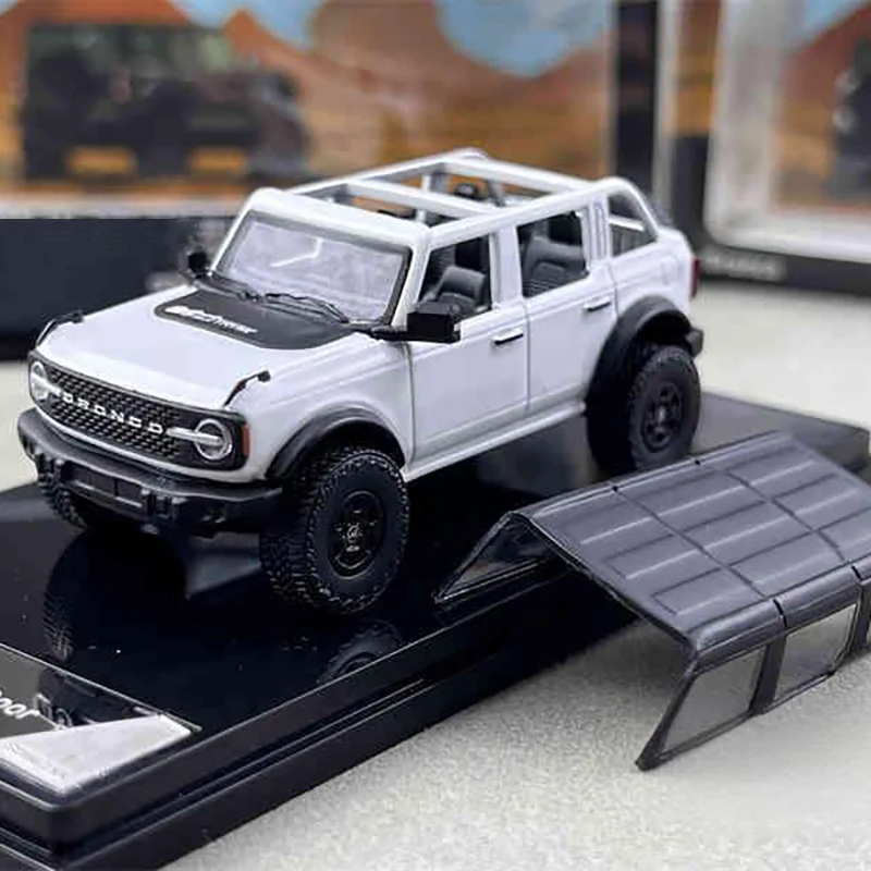 Shadow Pro 1/64 Bronco SUV Diecast Model 5 Shadow Pro 1/64 Bronco SUV Diecast Model - Image 5