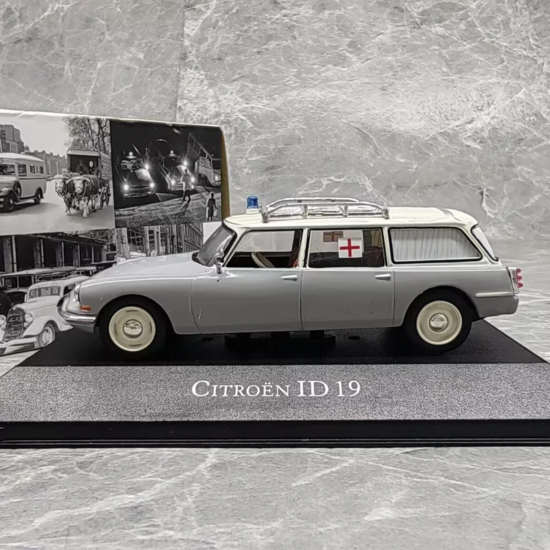 1/43 Citroën ID 19 Luxe Vintage Diecast Model 1 1/43 Citroën ID 19 Luxe Vintage Diecast Model