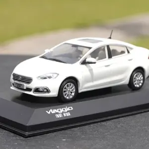 FIAT Viaggio 1:43 Diecast Model in Alloy 15 Sa59c9c7b3b154760a9a604b64c2dba44i