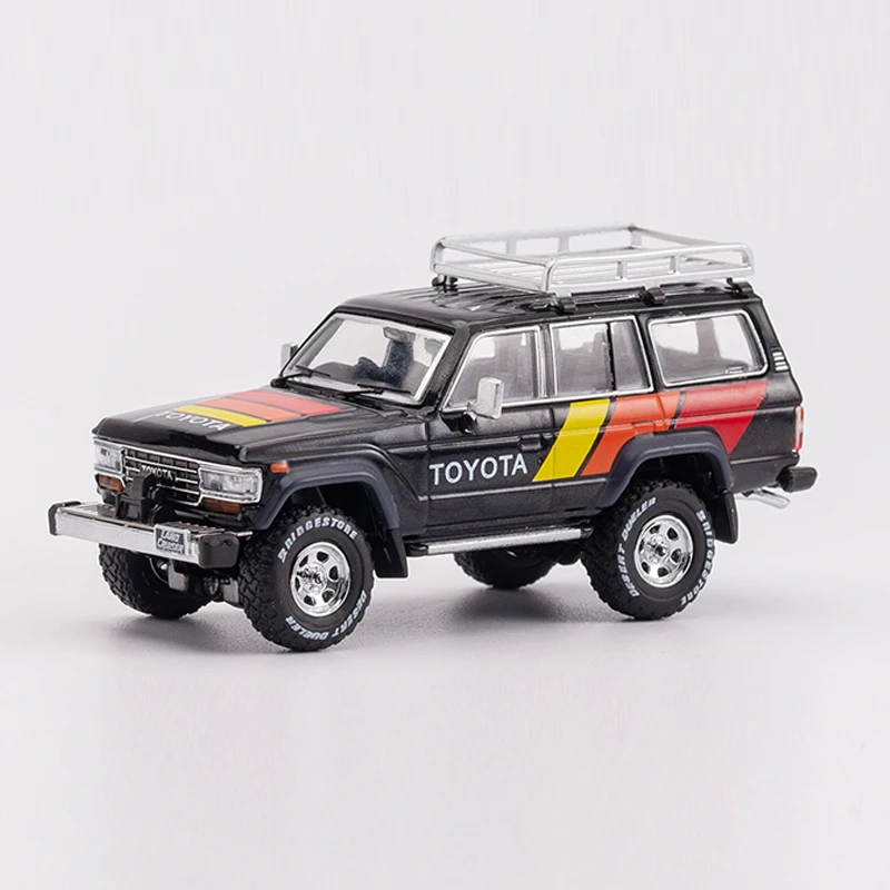 Land Cruiser LC60 1:64 Diecast Model Car 10 Land Cruiser LC60 1:64 Diecast Model Car - Image 10