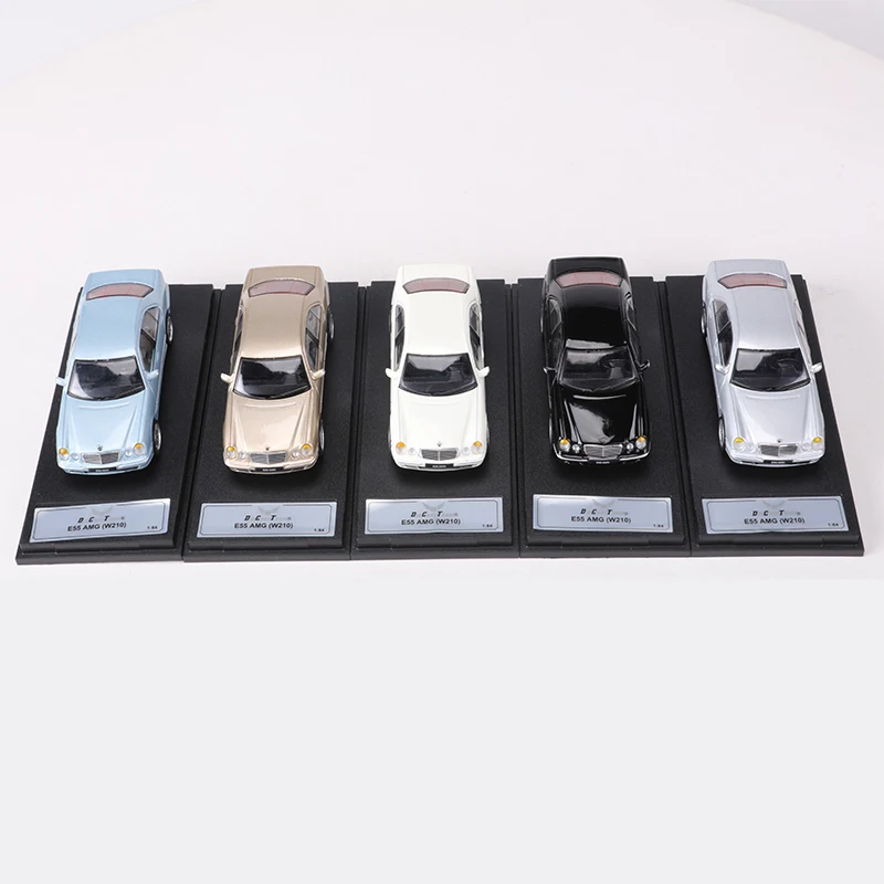 Mercedes-Benz E55 AMG W210 1:64 Diecast Model 3 Mercedes-Benz E55 AMG W210 1:64 Diecast Model - Image 3