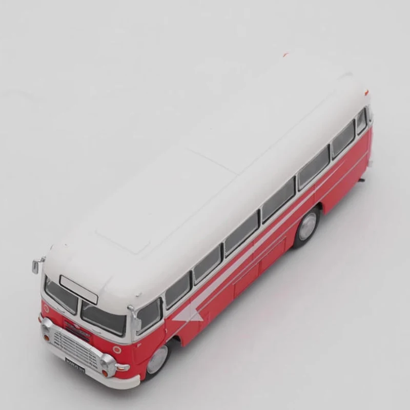 IXO 1:72 Ikarus 311 Alloy Model Bus 6 IXO 1:72 Ikarus 311 Alloy Model Bus - Image 6
