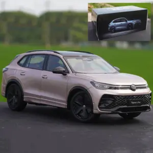 1:18 Volkswagen Tiguan L Pro Diecast Model 16 Saddeeba619c84076b77bf446bb564e734