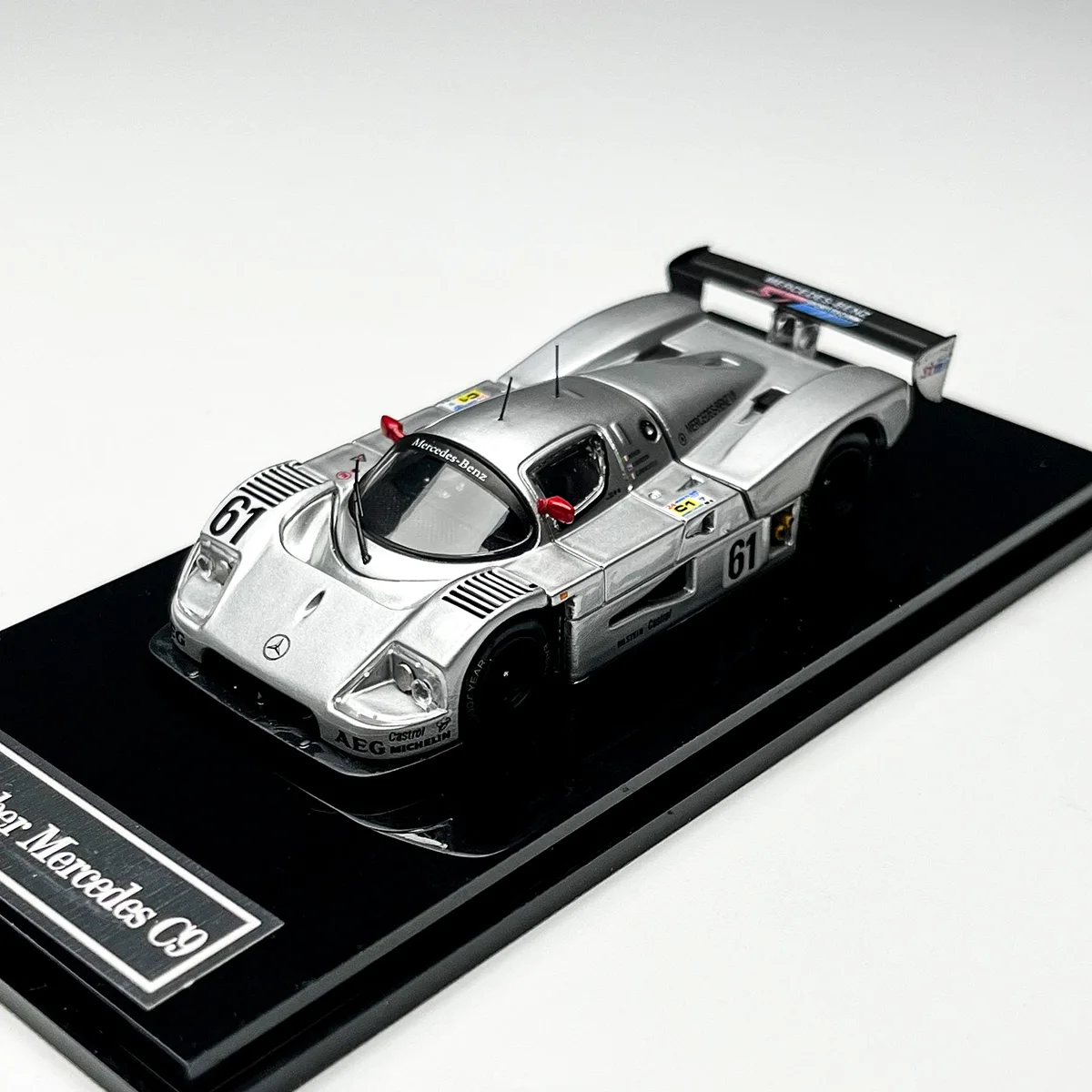 Mercedes-Benz Sauber C9 1:64 Die-Cast Model 8 Mercedes-Benz Sauber C9 1:64 Die-Cast Model - Image 8