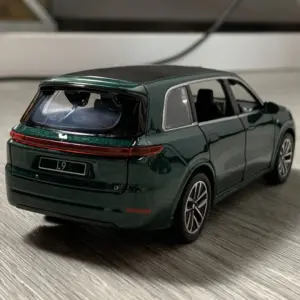 1:32 Scale Li Auto L9 SUV Die-Cast Model 21 Saf631f084cb647b8b7e19197e0e064e7L