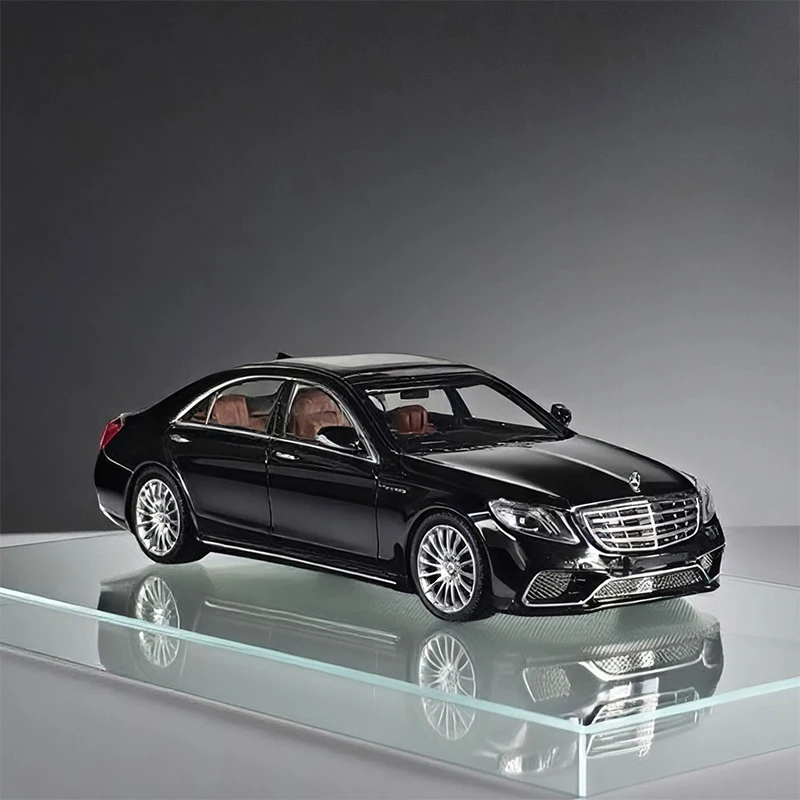 Mercedes-Benz S65 W222 1:64 Diecast Model 2 Mercedes-Benz S65 W222 1:64 Diecast Model - Image 2