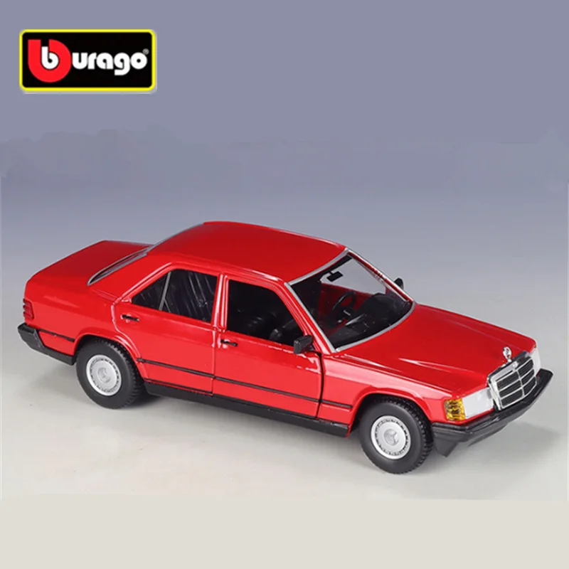 Mercedes-Benz 190 E 2.6 Diecast Model 1:24 Scale 6 Mercedes-Benz 190 E 2.6 Diecast Model 1:24 Scale - Image 6