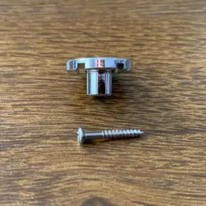 Chrome String Retainer Guide for 4/5-String Bass 9 Sb280847055714bbba378afca730160b2z