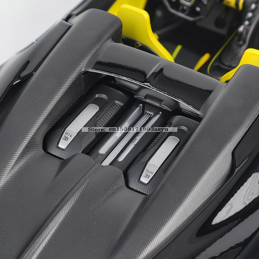 Bugatti Mistral 1:18 Die-Cast Model Yellow 5 Bugatti Mistral 1:18 Die-Cast Model Yellow - Image 5