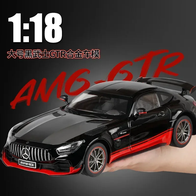 Mercedes-Benz AMG GTR 1:18 Diecast Model 3 Mercedes-Benz AMG GTR 1:18 Diecast Model - Image 3