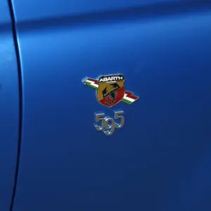 Sb5d4cc7214864b8e95e9f4dd054f27bfa