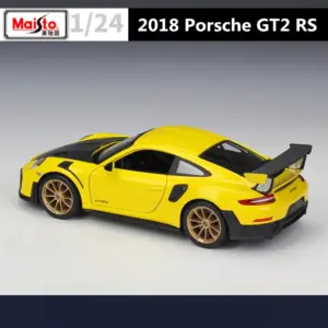 Maisto Porsche 911 GT2 RS 1:24 Diecast Model 12 Sb5f554a2047d4ca798539bb8edee5848V