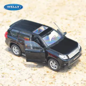 WELLY 1:36 Toyota Land Cruiser Prado Model
