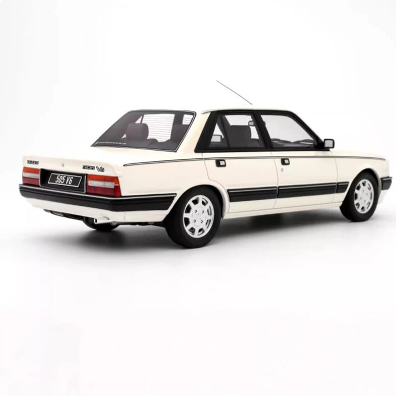 1989 505 V6 Diecast Model Car 1:18 Scale 3 1989 505 V6 Diecast Model Car 1:18 Scale - Image 3