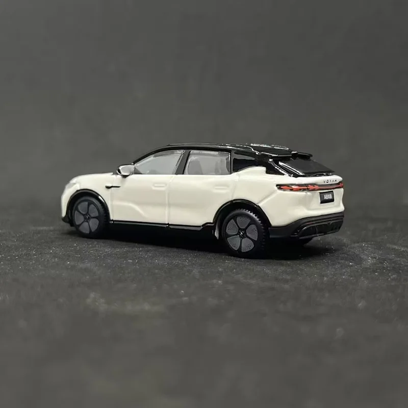 VOYAH Courage SUV Model 1:64 Scale Diecast 6 VOYAH Courage SUV Model 1:64 Scale Diecast - Image 6