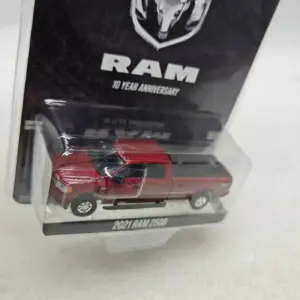 2021 RAM 2500 1:64 Scale Diecast Model 8 Sb8bed9982d2d4bd5b22b0a0013662e20U