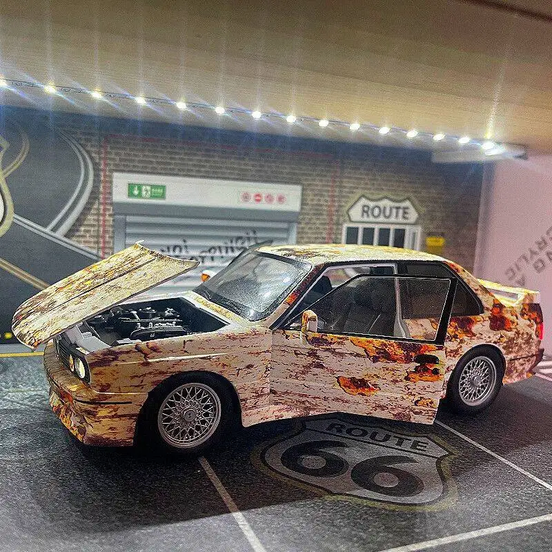 Rusted 1988 BMW M3 E30 Diecast Model 2 Rusted 1988 BMW M3 E30 Diecast Model - Image 2