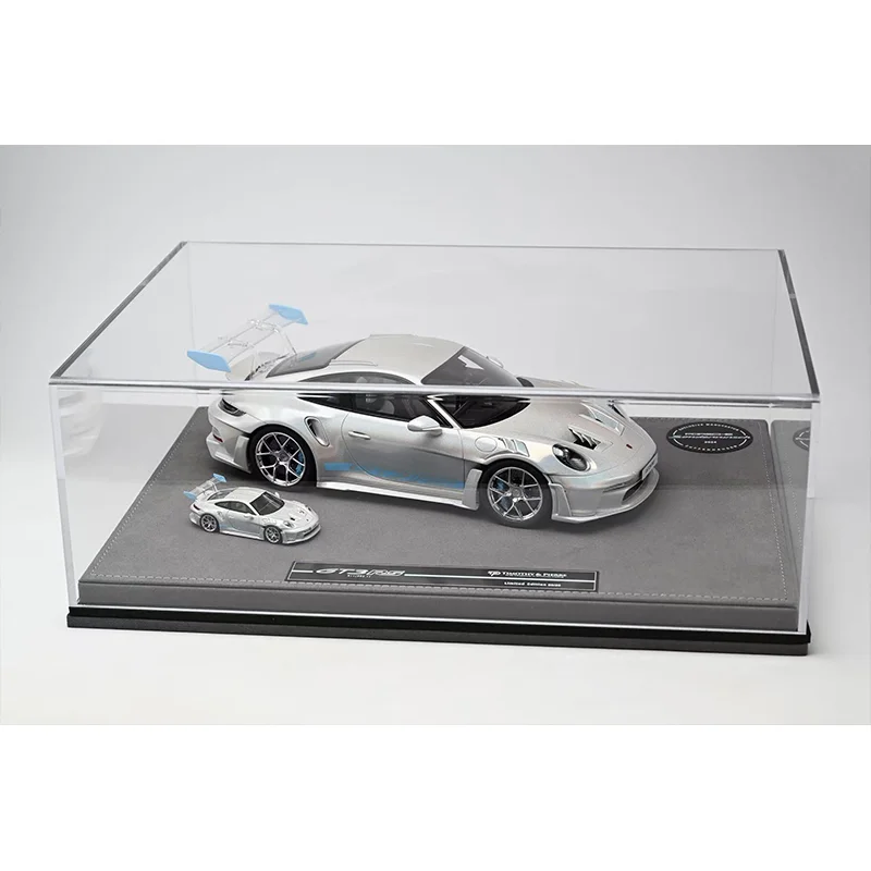 Porsche 911 GT3 RS Resin Miniature Set 2 Porsche 911 GT3 RS Resin Miniature Set - Image 2