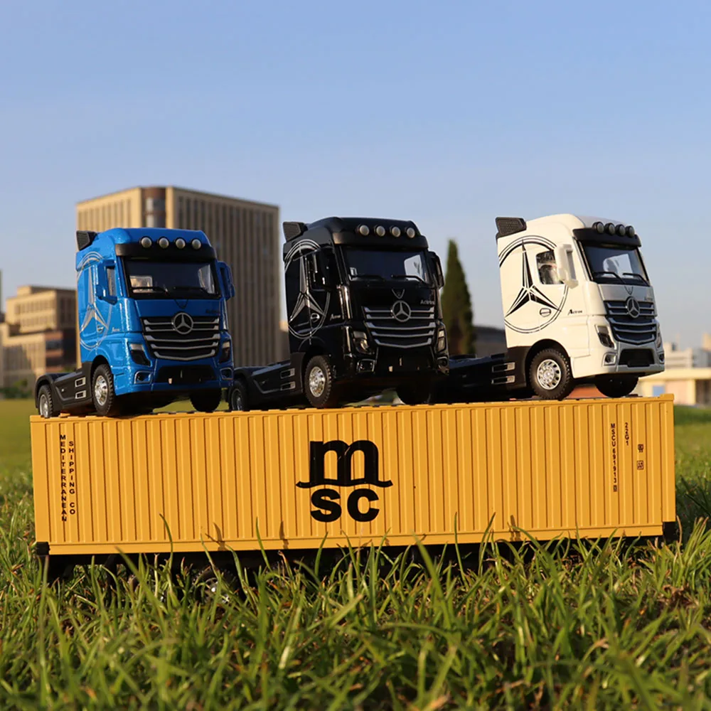 Vibrant 1:50 Scale Diecast Freight Truck 5 Vibrant 1:50 Scale Diecast Freight Truck - Image 5