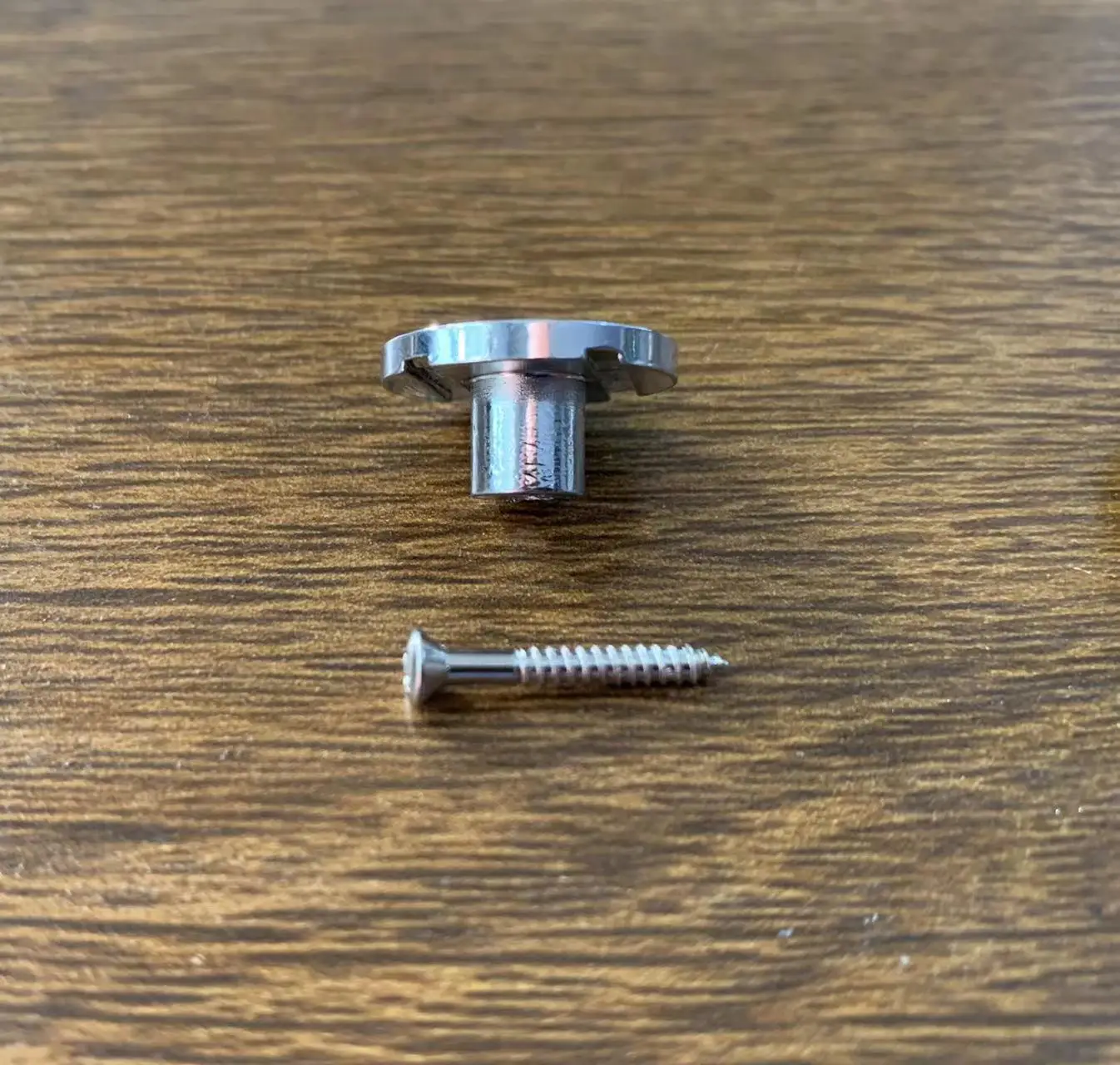 Chrome String Retainer Guide for 4/5-String Bass 4 Chrome String Retainer Guide for 4/5-String Bass - Image 4