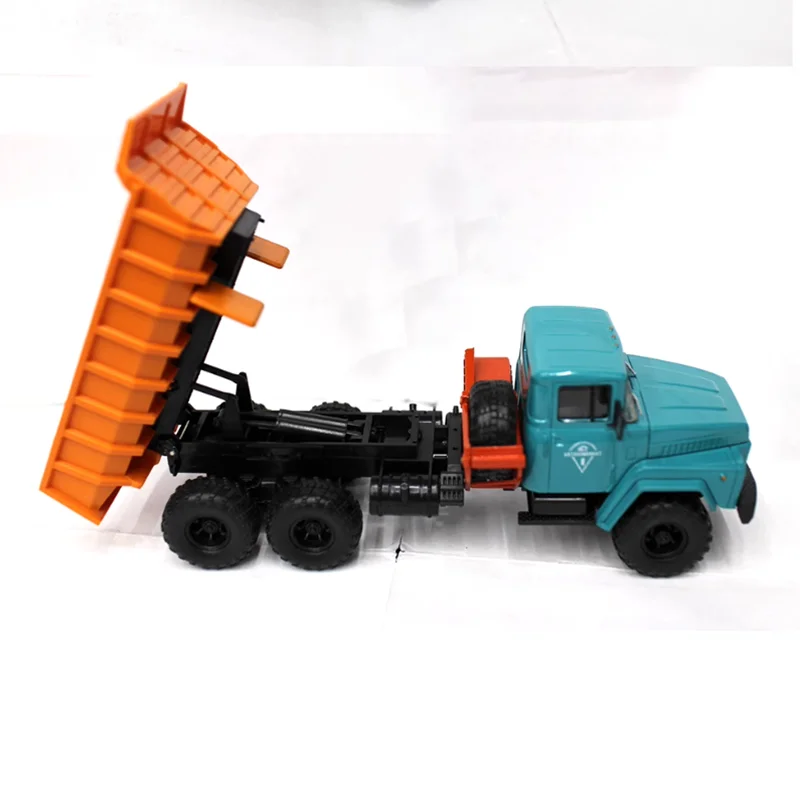 KRAZ 255 Dump Truck 1/43 Scale Model 5 KRAZ 255 Dump Truck 1/43 Scale Model - Image 5