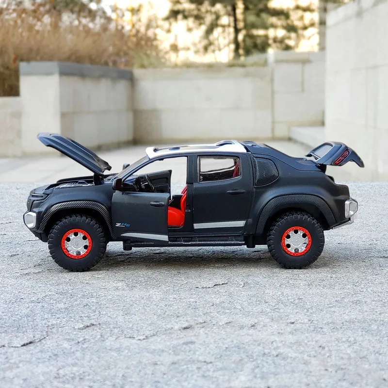 1:32 Chevrolet Colorado ZH2 Diecast Model 3 1:32 Chevrolet Colorado ZH2 Diecast Model - Image 3