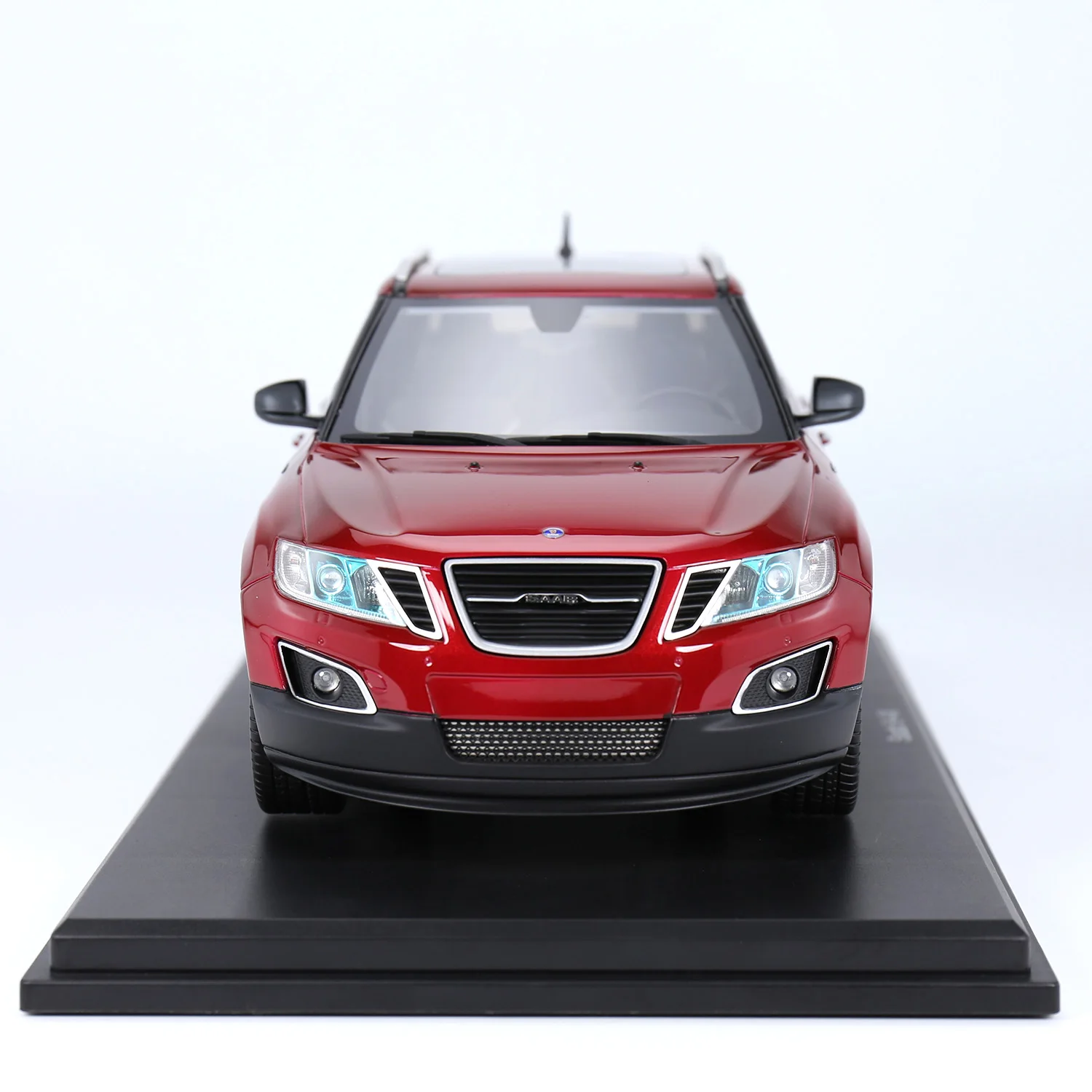 Red Saab 9-4X Resin Model 1:18 Scale by DNA 2 Red Saab 9-4X Resin Model 1:18 Scale by DNA - Image 2