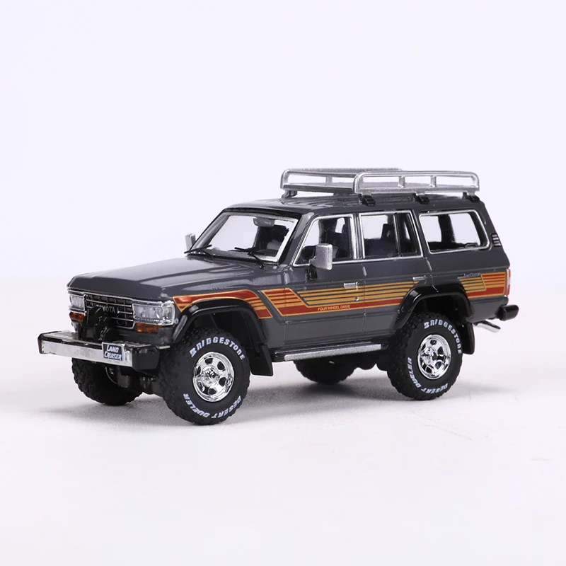 Land Cruiser LC60 1:64 Diecast Model Car 14 Land Cruiser LC60 1:64 Diecast Model Car - Image 14