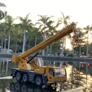 1:50 Scale Diecast Alloy Crane Model 13 Sc77cbe8f0ce546d3b1c8e4243b456deaV