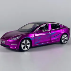 1:32 Scale Electric Car Model in Pink 32 Sc82f692e6e734de98994ba20883688047
