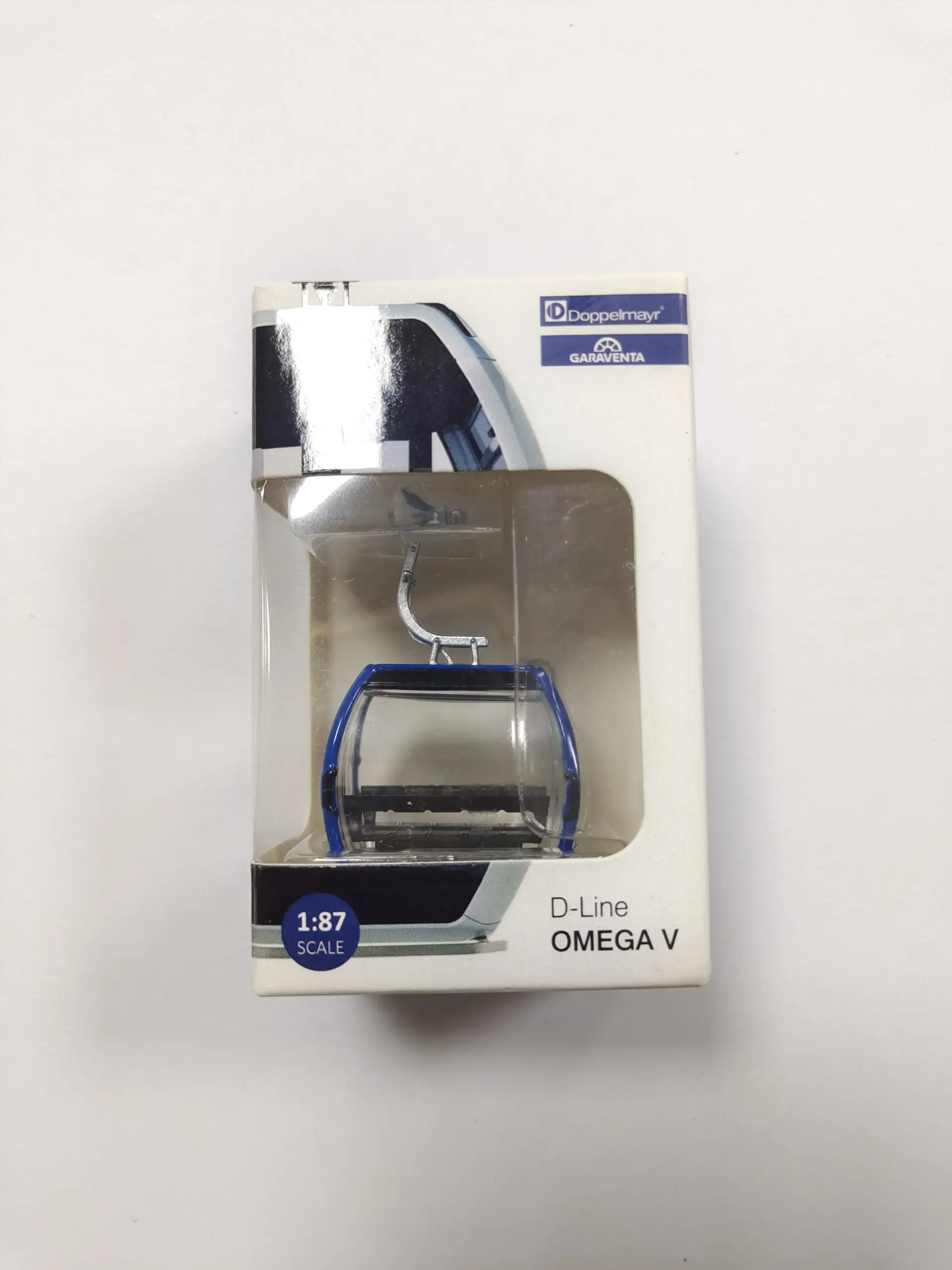 Red 1/87 Gondola Lift Cabin Model 9 Red 1/87 Gondola Lift Cabin Model - Image 9