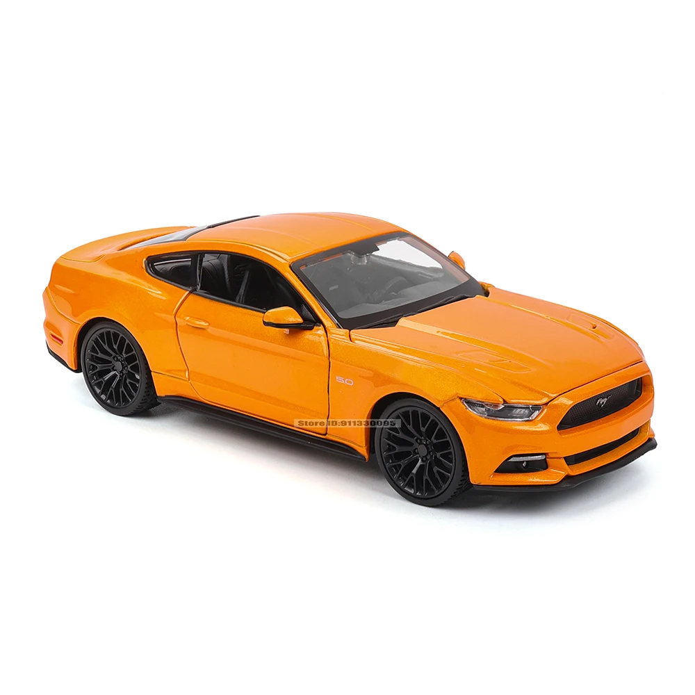 Ford Mustang Shelby GT500 1:24 Diecast Model 4 Ford Mustang Shelby GT500 1:24 Diecast Model - Image 4
