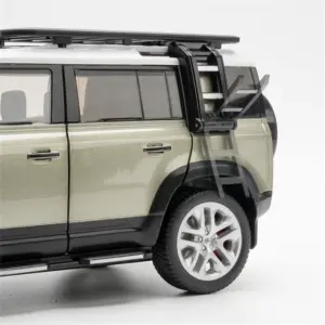 1/18 Scale Diecast Range Rover Defender Model 14 Scb3711bca7364a1f8dda066b45e22d472