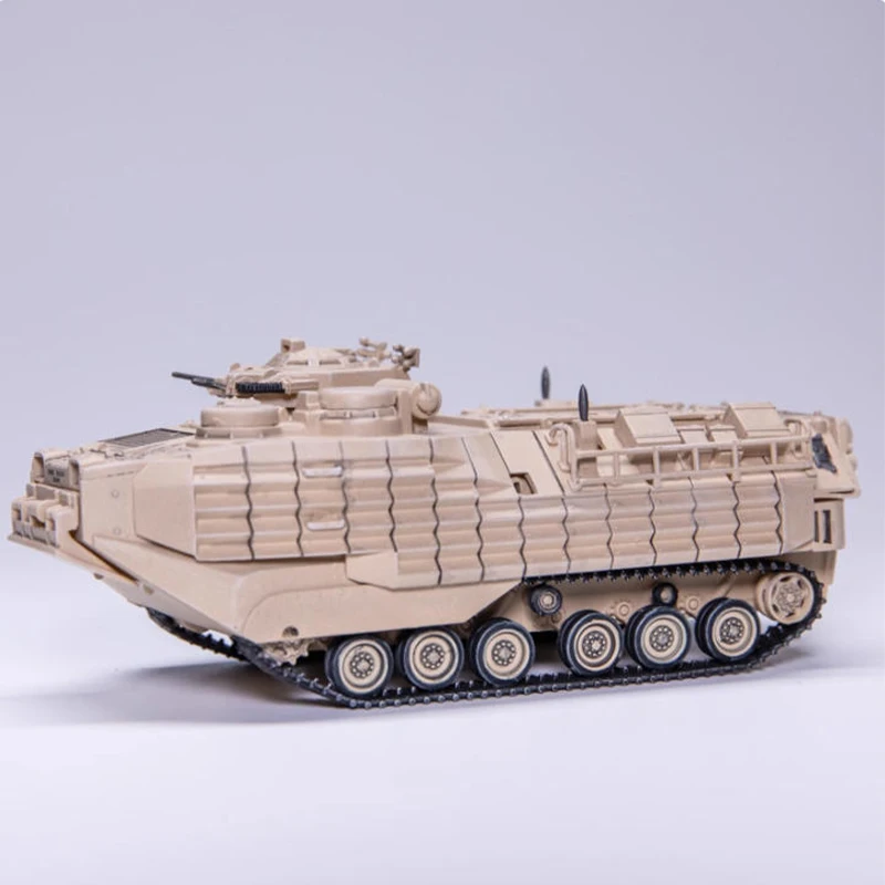 1:72 American AAVP-7A1 Military Model 5 1:72 American AAVP-7A1 Military Model - Image 5
