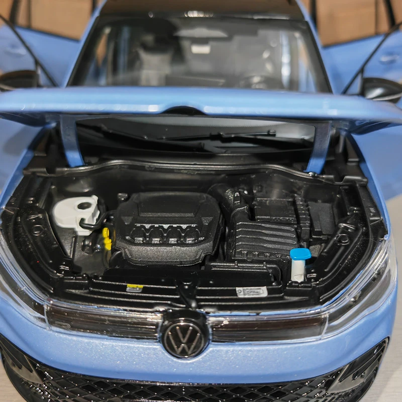 1:18 Volkswagen Tiguan L Pro Diecast Model 5 1:18 Volkswagen Tiguan L Pro Diecast Model - Image 5