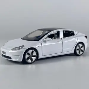 1:32 Scale Electric Car Model in Pink 28 Scc8d9540c1aa4cd8b8255fefcd252c62s