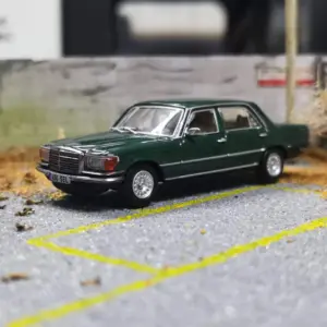 1976 Mercedes-Benz S 450SEL W116 Diecast Model 8 Sccf3fadc6b634fff8e7aea6a0830c74bT
