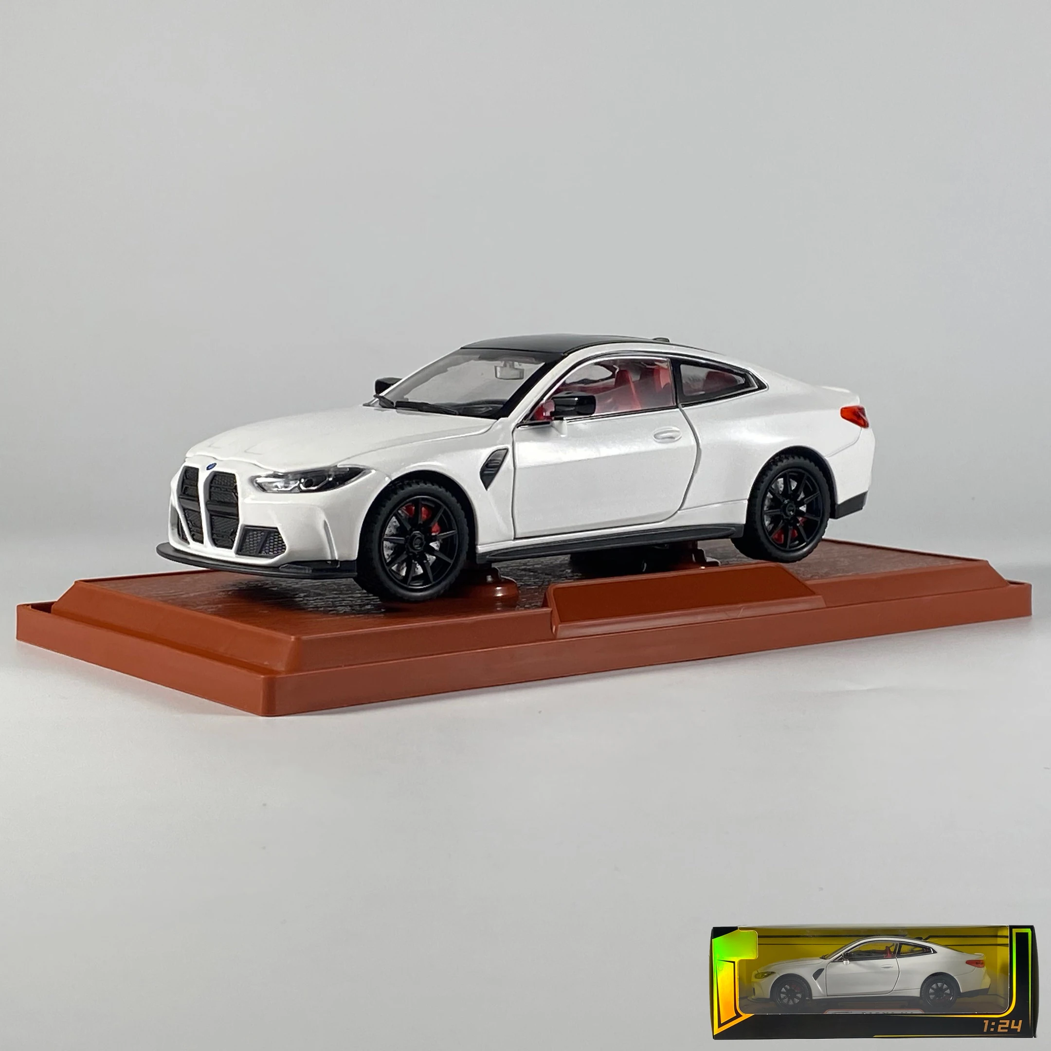 BMW M4 1:24 Scale Diecast Model Car 11 BMW M4 1:24 Scale Diecast Model Car - Image 11