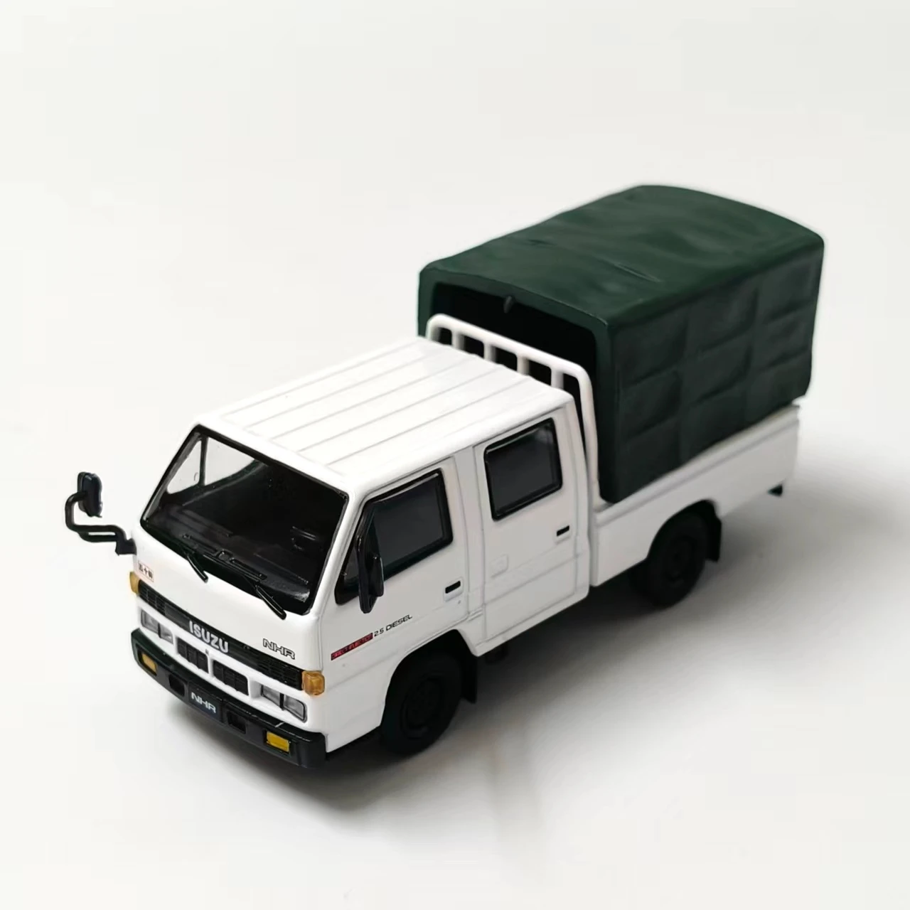 ISUZU NHR ELF 1:64 Scale Diecast Model Cars 2 ISUZU NHR ELF 1:64 Scale Diecast Model Cars - Image 2