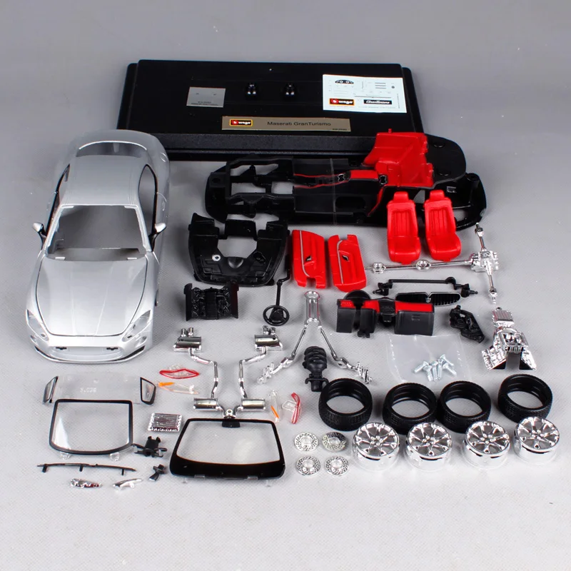 Maserati Gran Turismo 1:24 Diecast Model Replica 4 Maserati Gran Turismo 1:24 Diecast Model Replica - Image 4